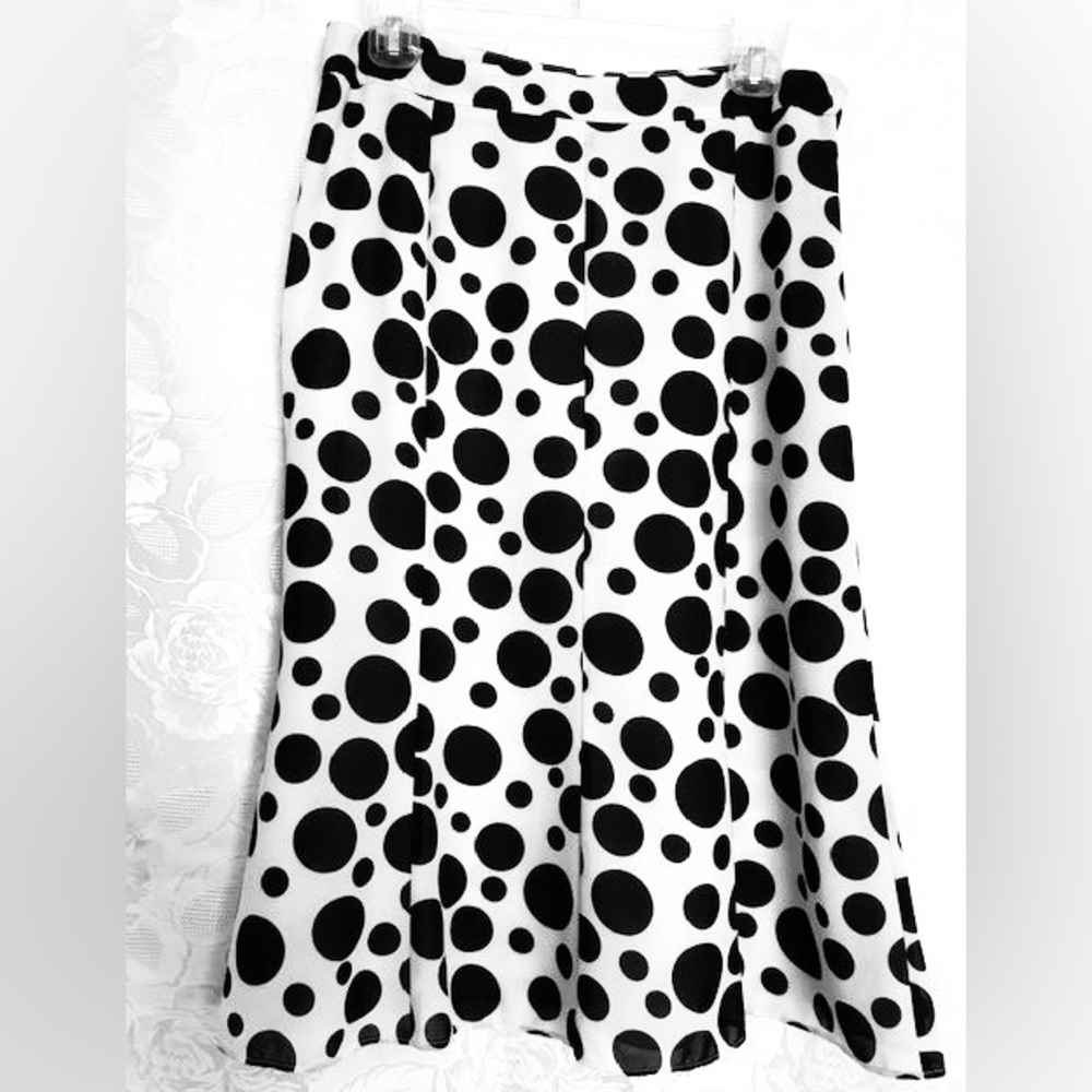 Casper Polka- Dot Elegant Skirt - Picture 3 of 15
